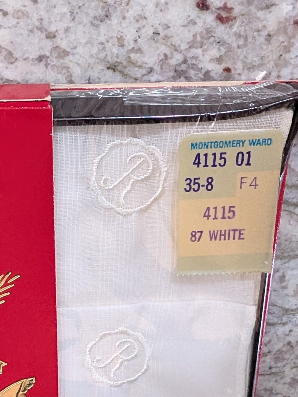 Montgomery Ward Vtg Embroidered "R" Mens Hankies Handkerchiefs 3 Holiday Box NOS